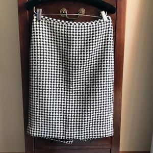 Wool houndstooth-esque pencil skirt from the Loft